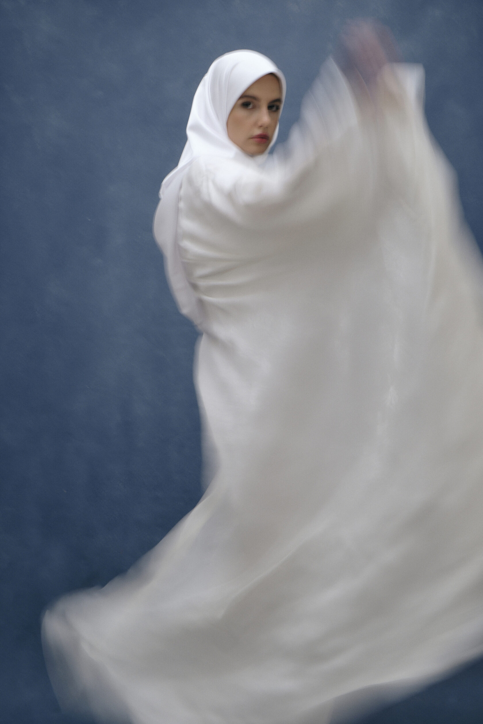 Flowing Pure White Abaya / Prayer Dress