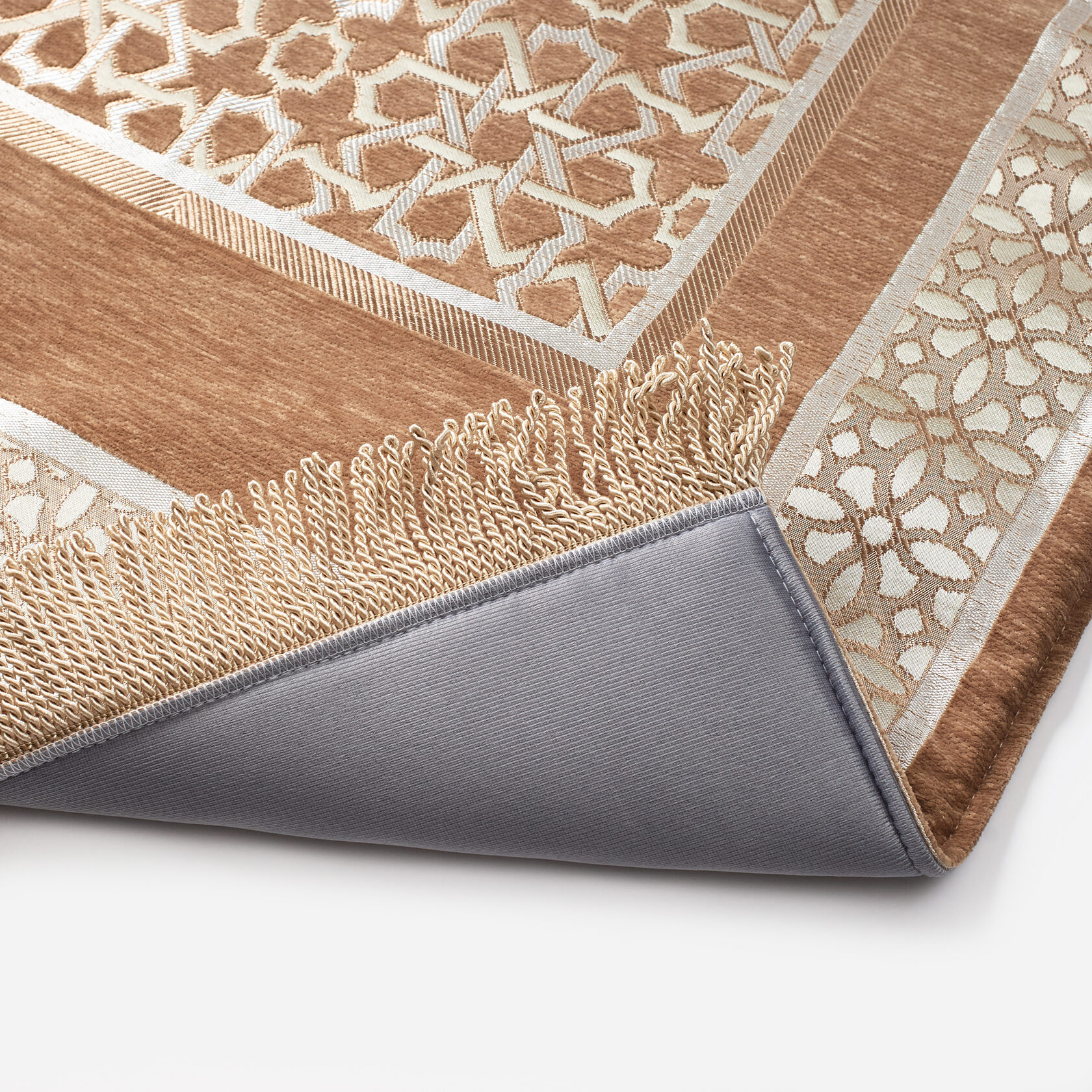 Soft Prayer Rug – Geometric Floral Border, Camel Brown